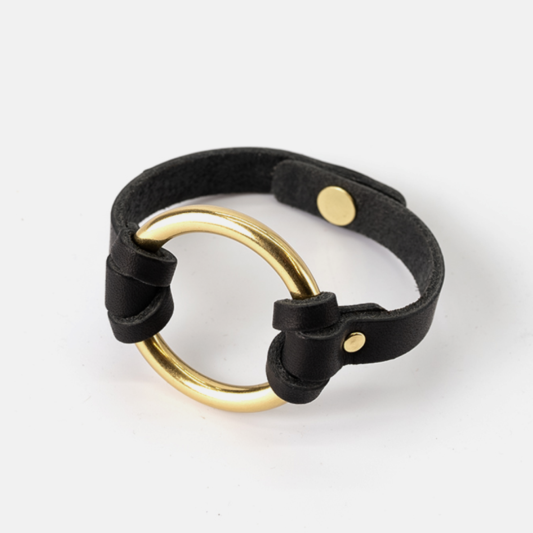 O-Ring Chinati Bracelet: Small / Natural / Black