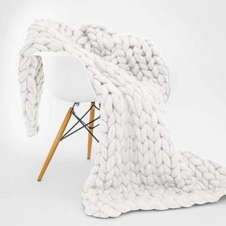 BRECK + FOX - Crochet Blanket: Dark Gray