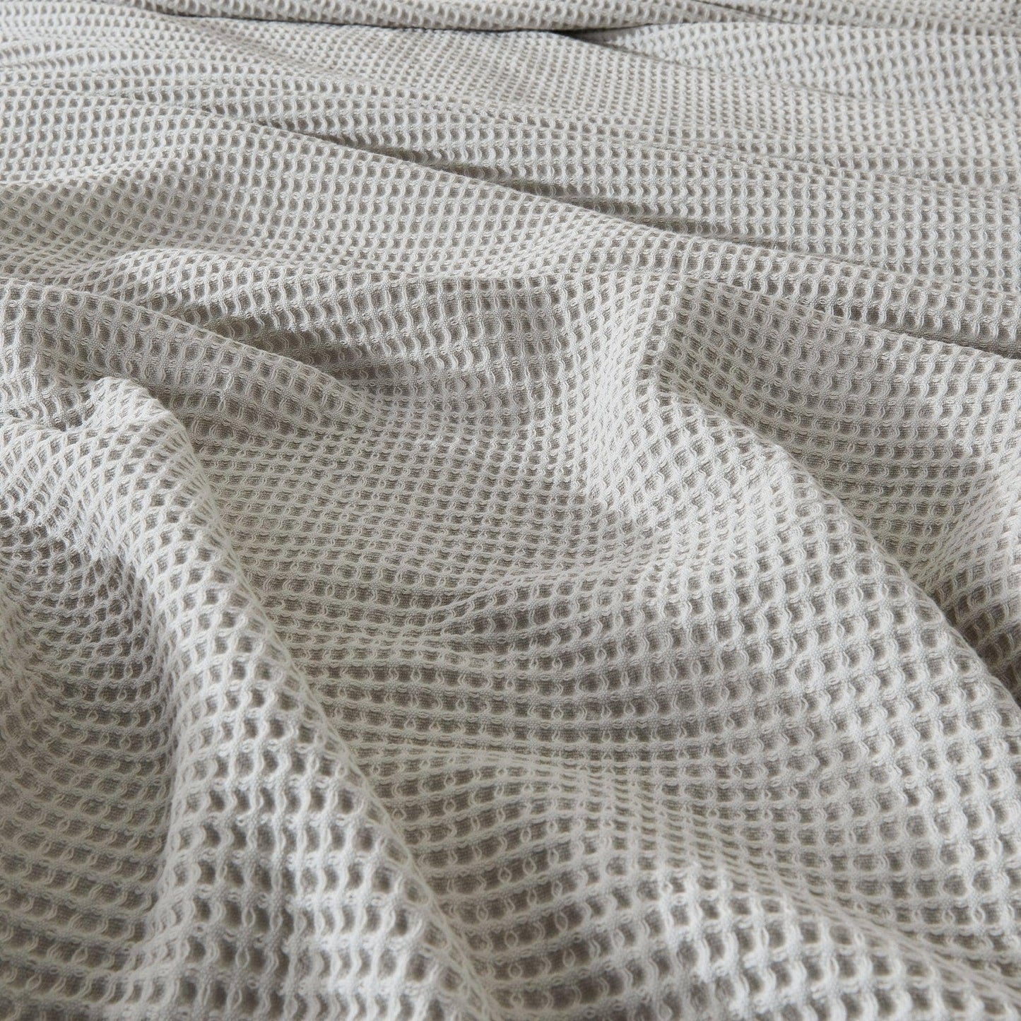 BH Collective - 100% Cotton Waffle Weave Blanket - Mikala Collection: Full / Queen / Oatmeal