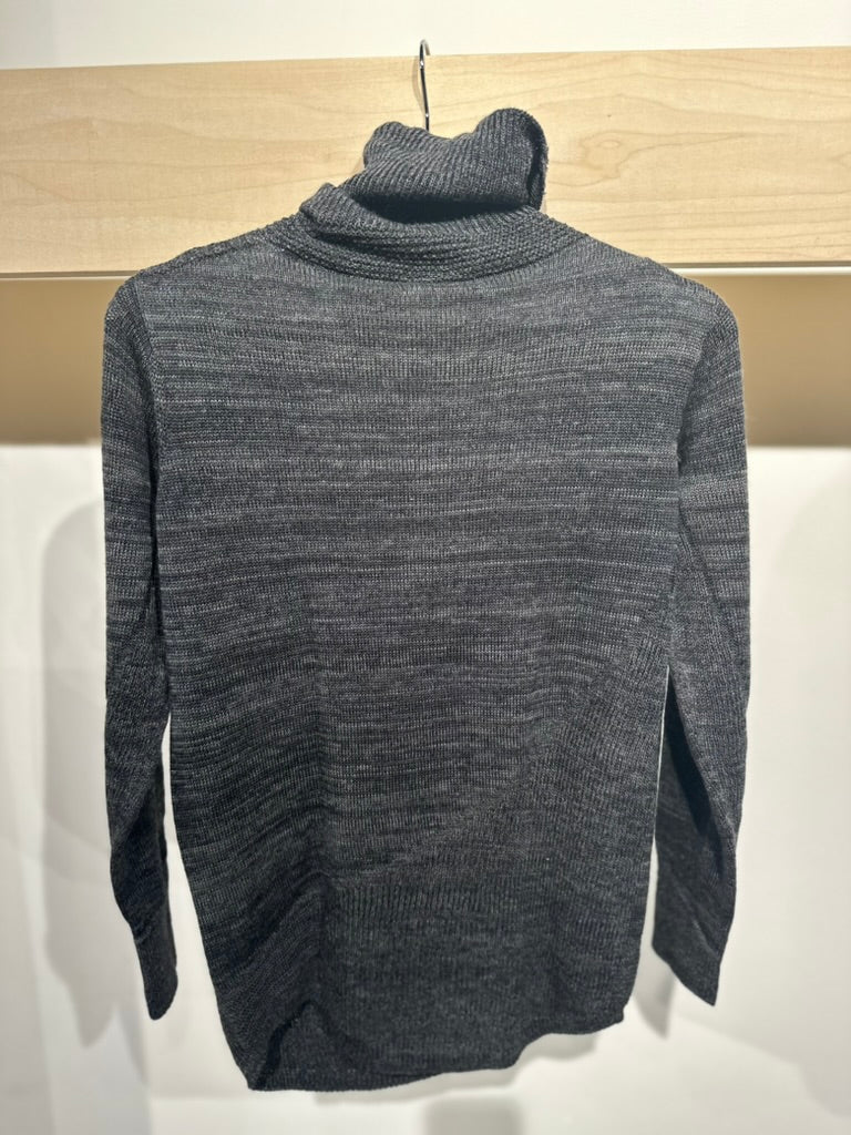 Tamaki-Niime TO Knit Peak Mock Neck Fitted Sweater