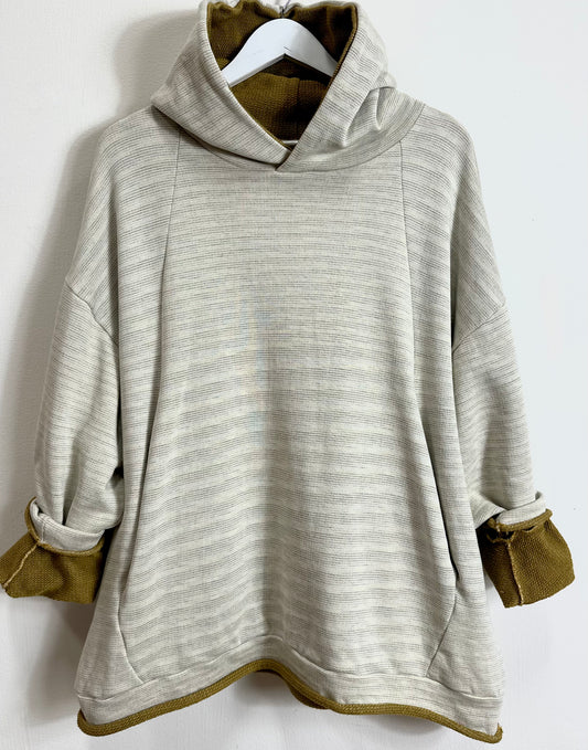 Tamaki Niime Dub Pocket reversible hoodie in organic cotton from Japan