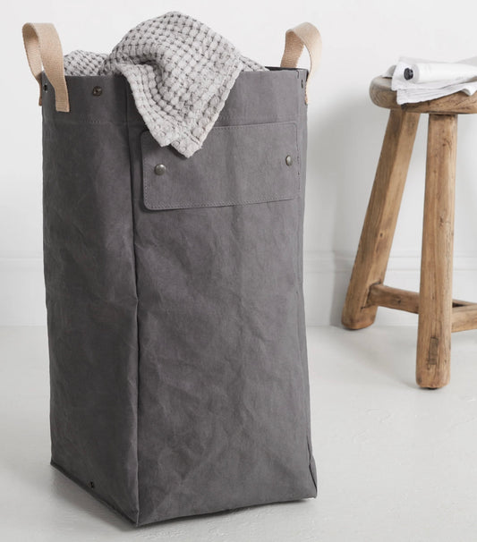 Uashmama LAUNDRY TOTE from Italy