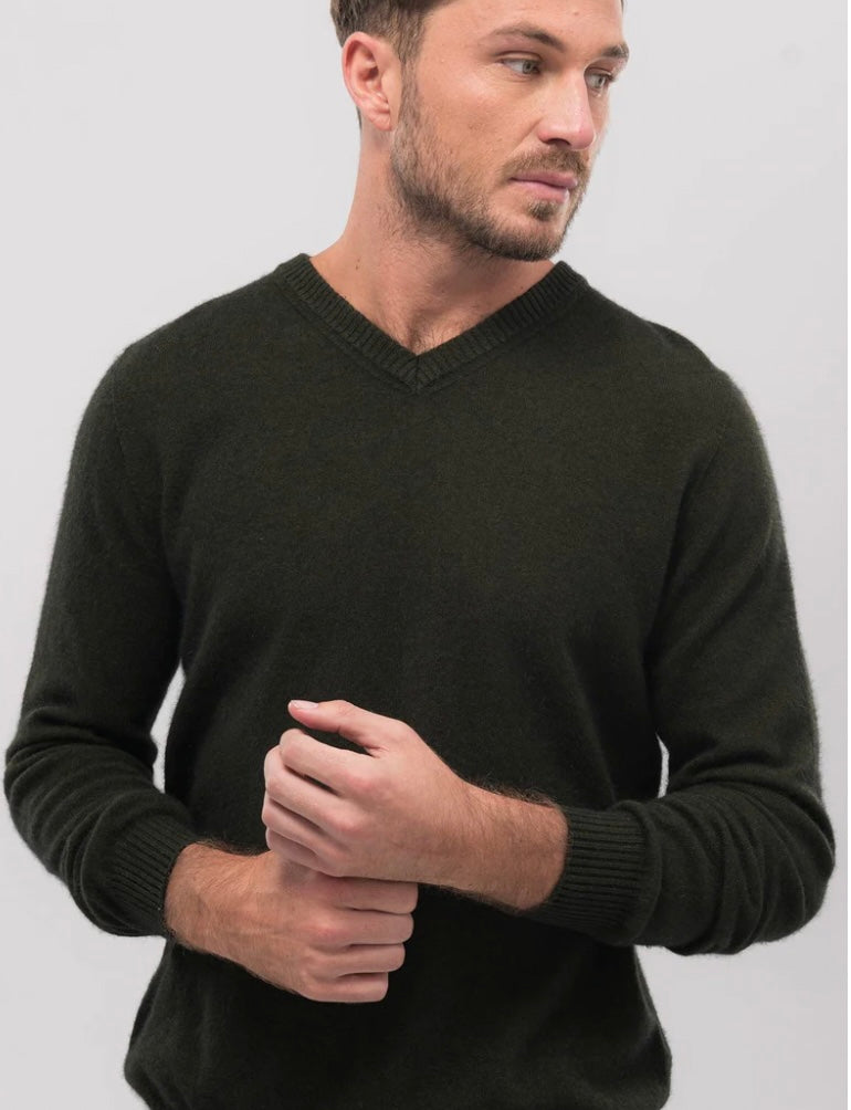 Callum V-Neck Cashmere Blend Sweater