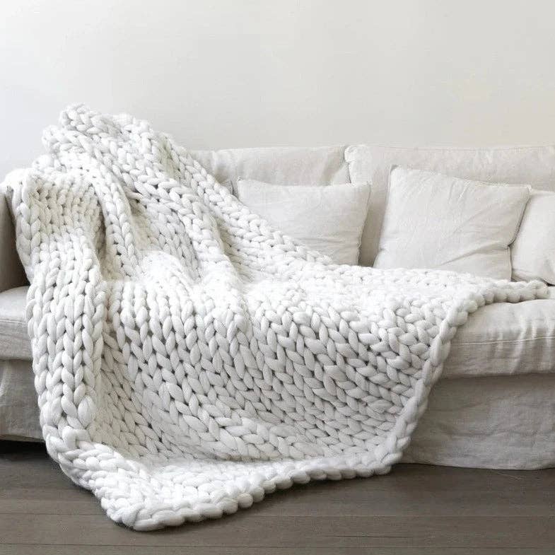 BRECK + FOX - Crochet Blanket: Dark Gray