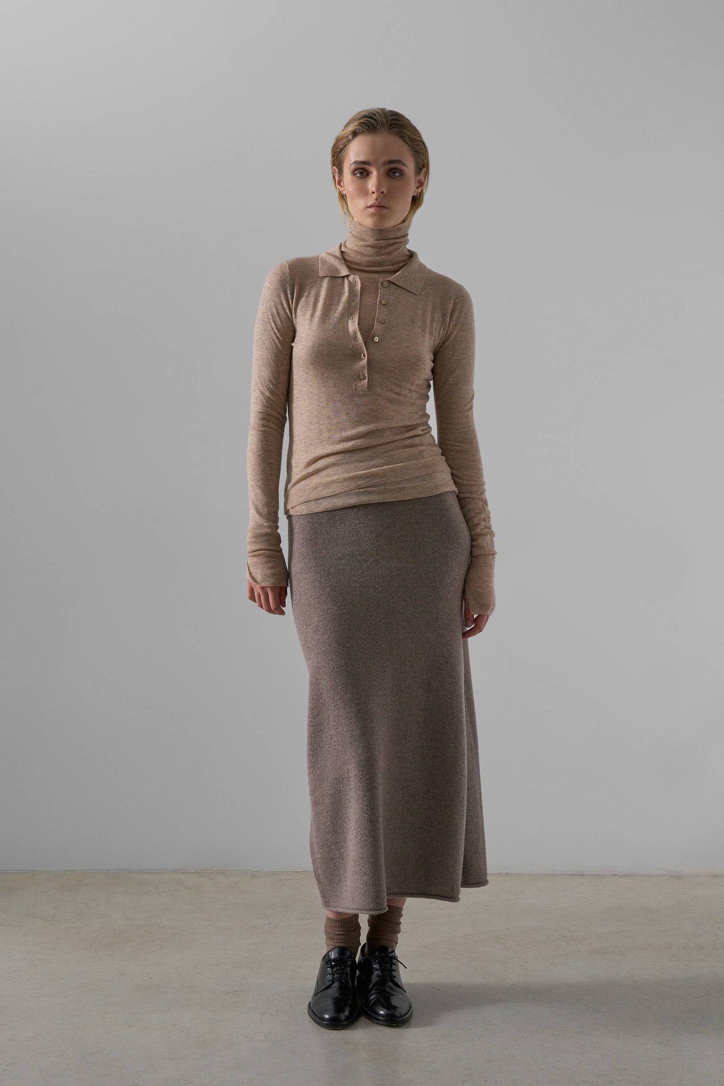 Leap Concept - MARGOT fine-knit polo sweater: Beige / M