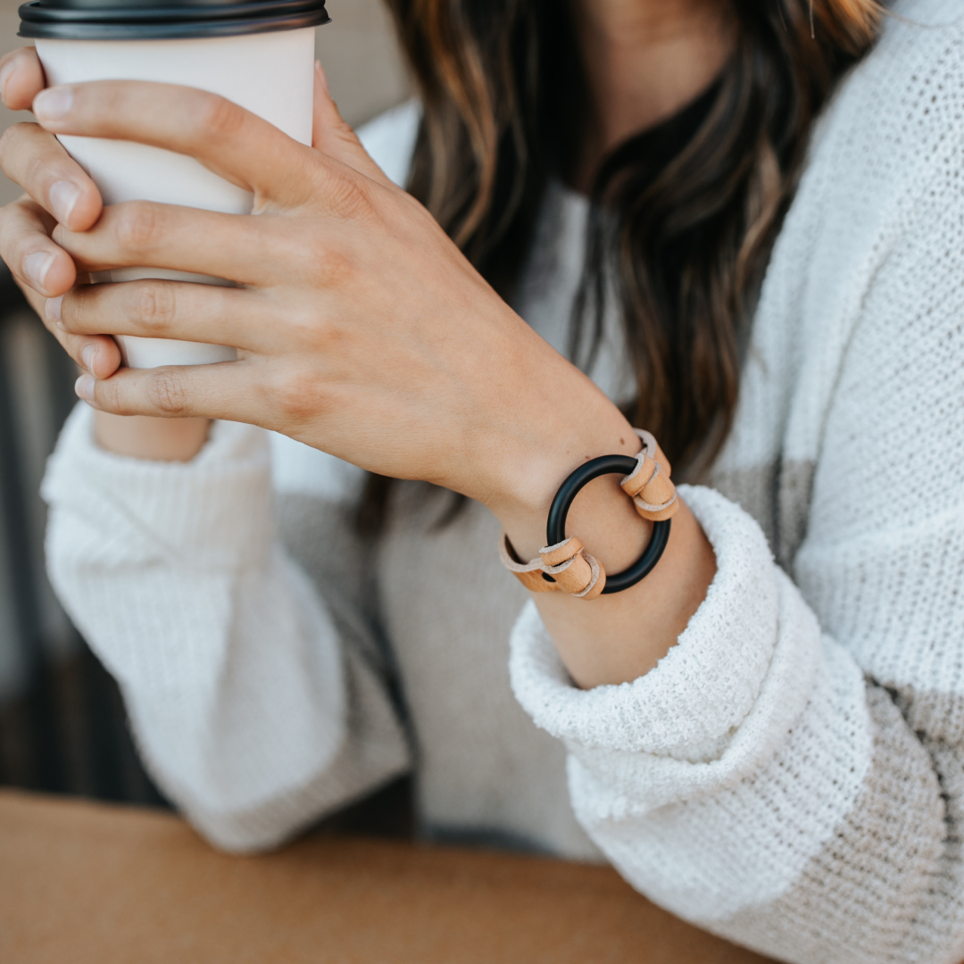 O-Ring Chinati Bracelet: Small / Natural / Black