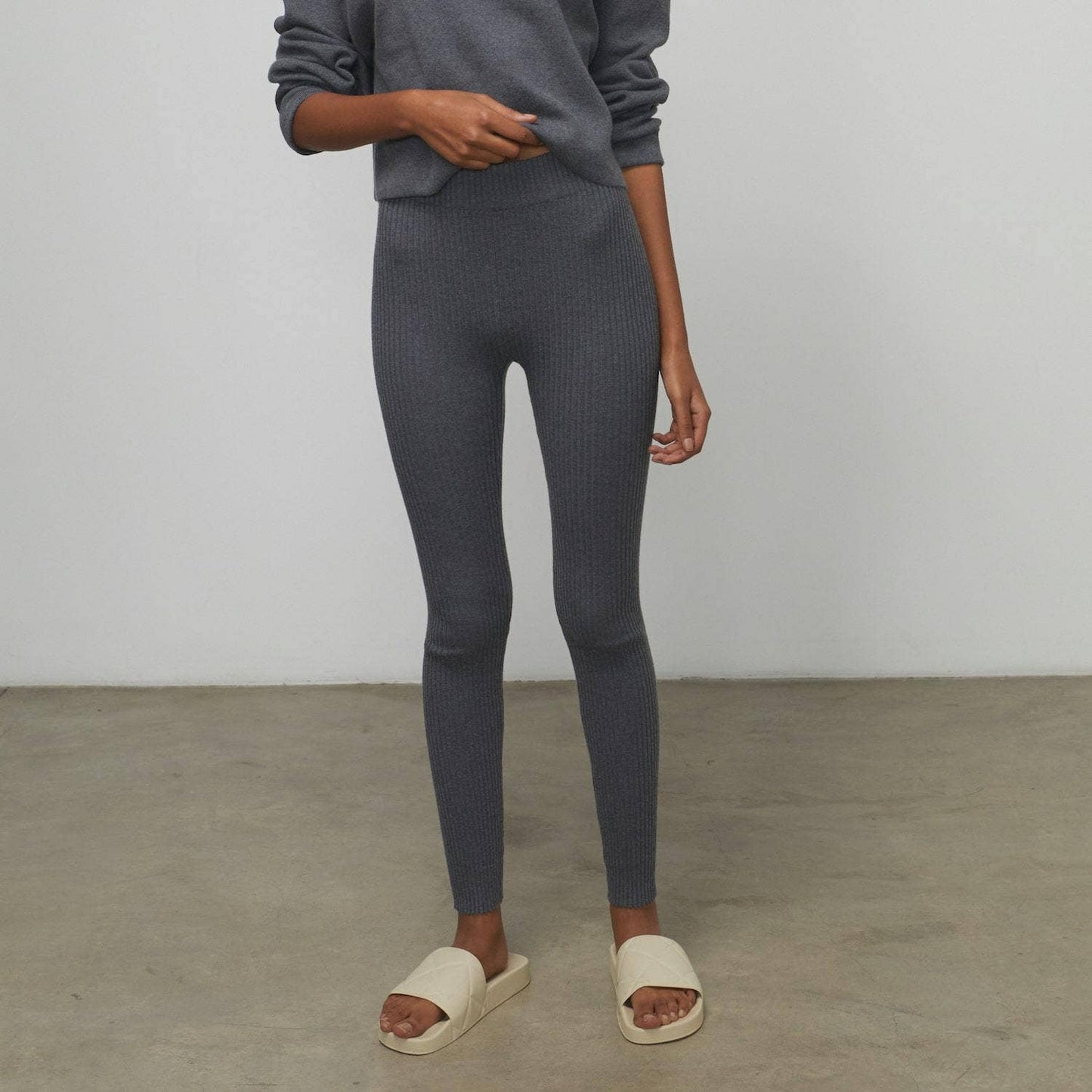 LUNYA - Cozy Cotton Silk Ribbed Legging: Restful Grey Heather / XS